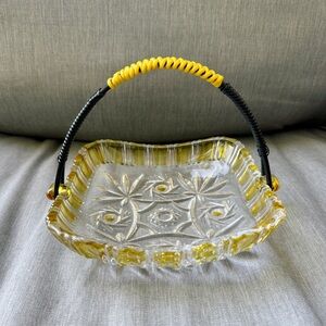 ✨Vintage Walther-Crystal Etched Yellow Cut Bowl